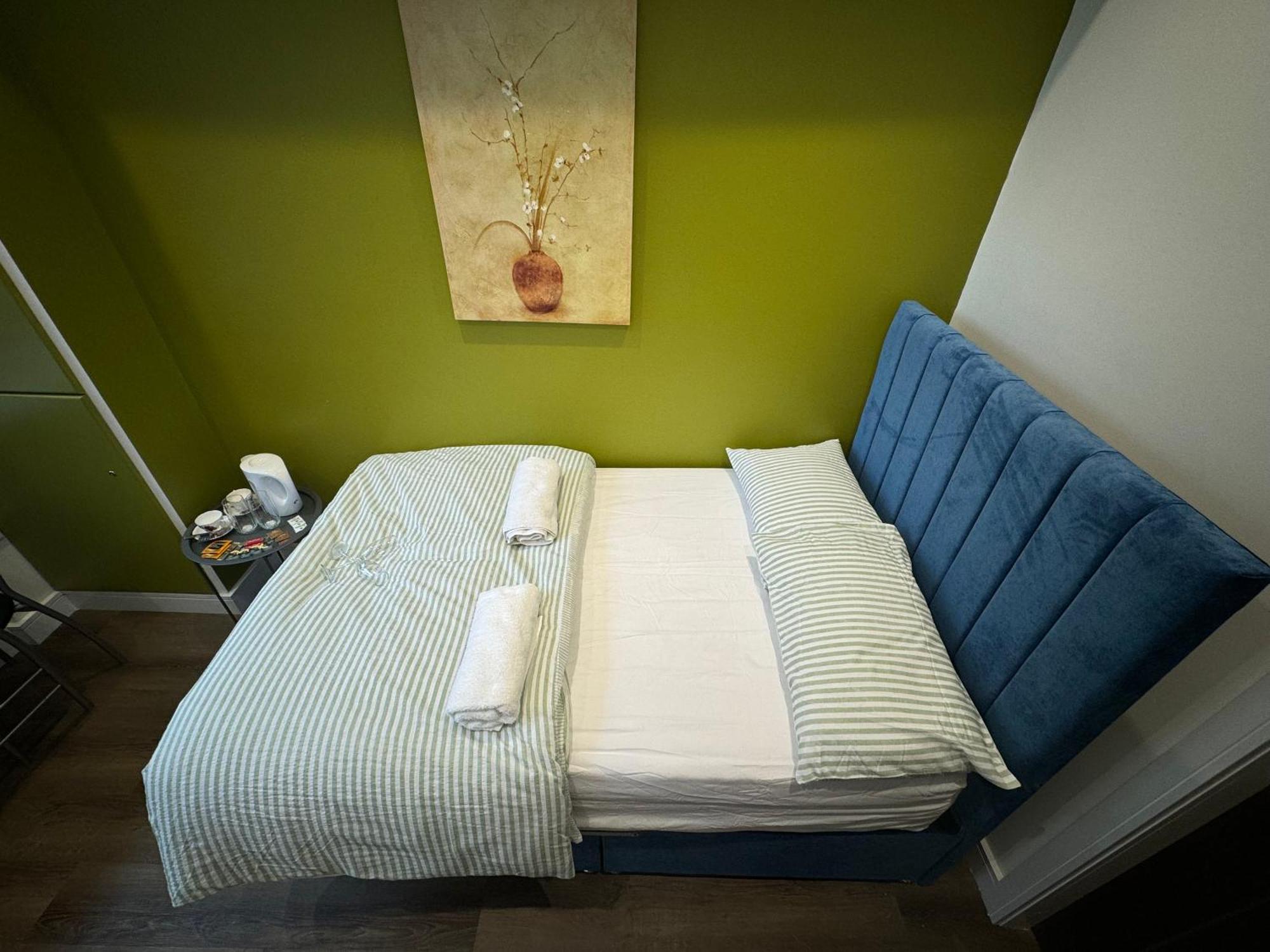 Southgate Luxury Apartment