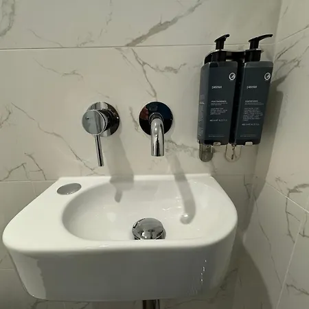 Southgate Luxury Apartments Elland Экстерьер фото