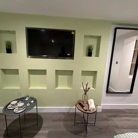 Southgate Luxury Apartments Elland Экстерьер фото