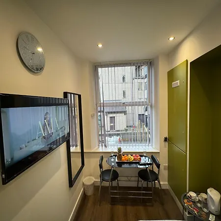 Southgate Luxury Apartments Elland Экстерьер фото
