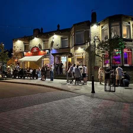 Southgate Luxury Apartments Elland Экстерьер фото