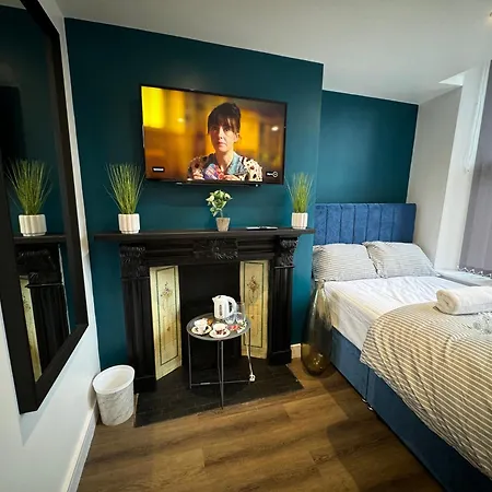 Southgate Luxury Apartments Elland Экстерьер фото