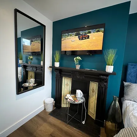 Southgate Luxury Apartments Elland Экстерьер фото