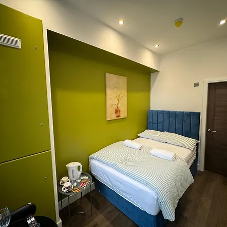 Southgate Luxury Apartments Elland Экстерьер фото