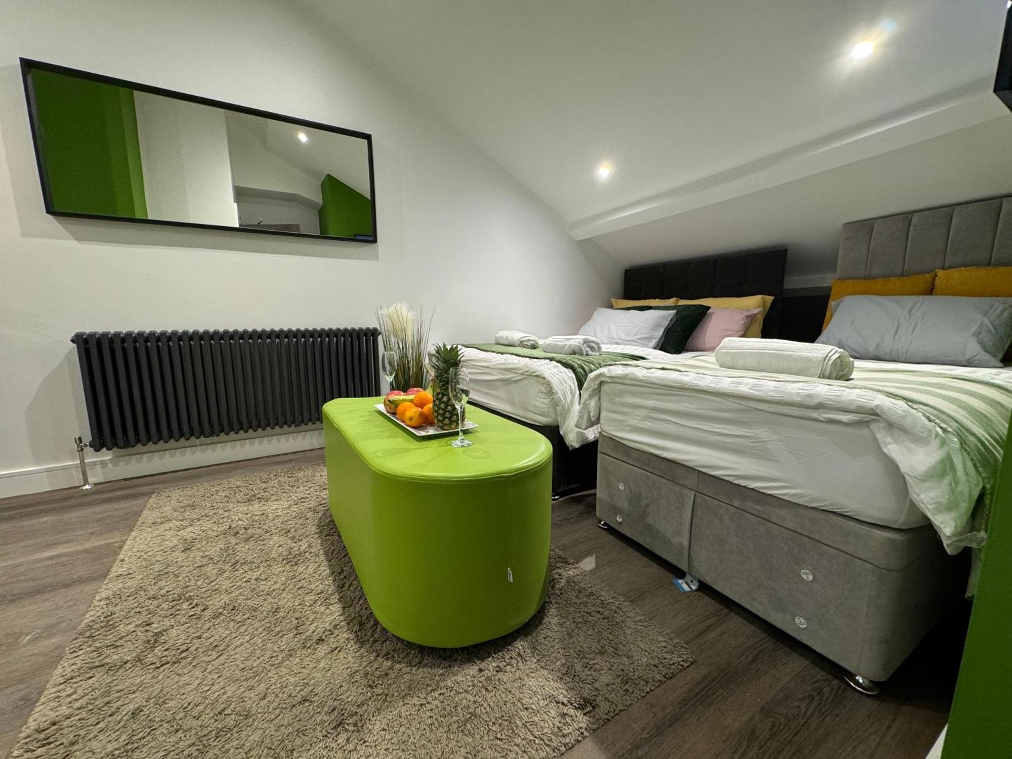 Southgate Luxury Elland