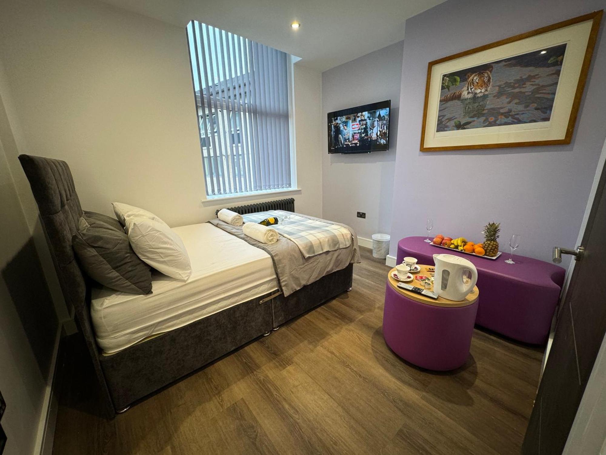 Southgate Luxury Elland