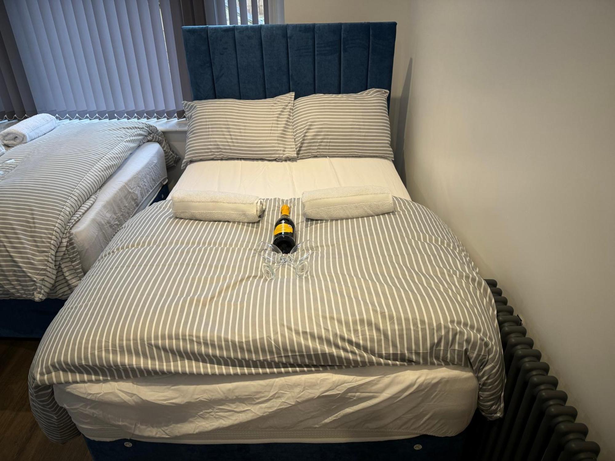 Southgate Luxury Apartment
