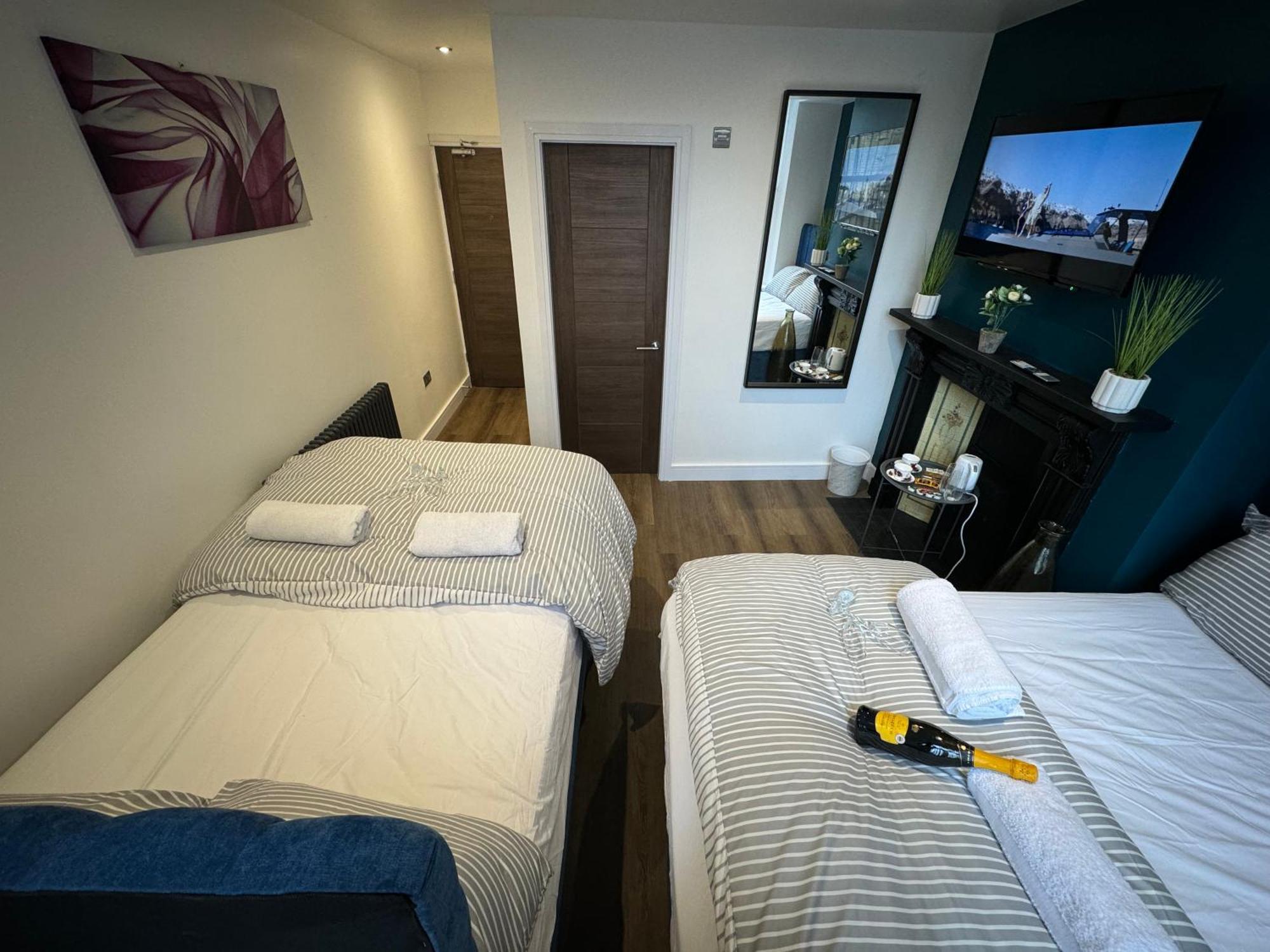 Southgate Luxury Apartment *
