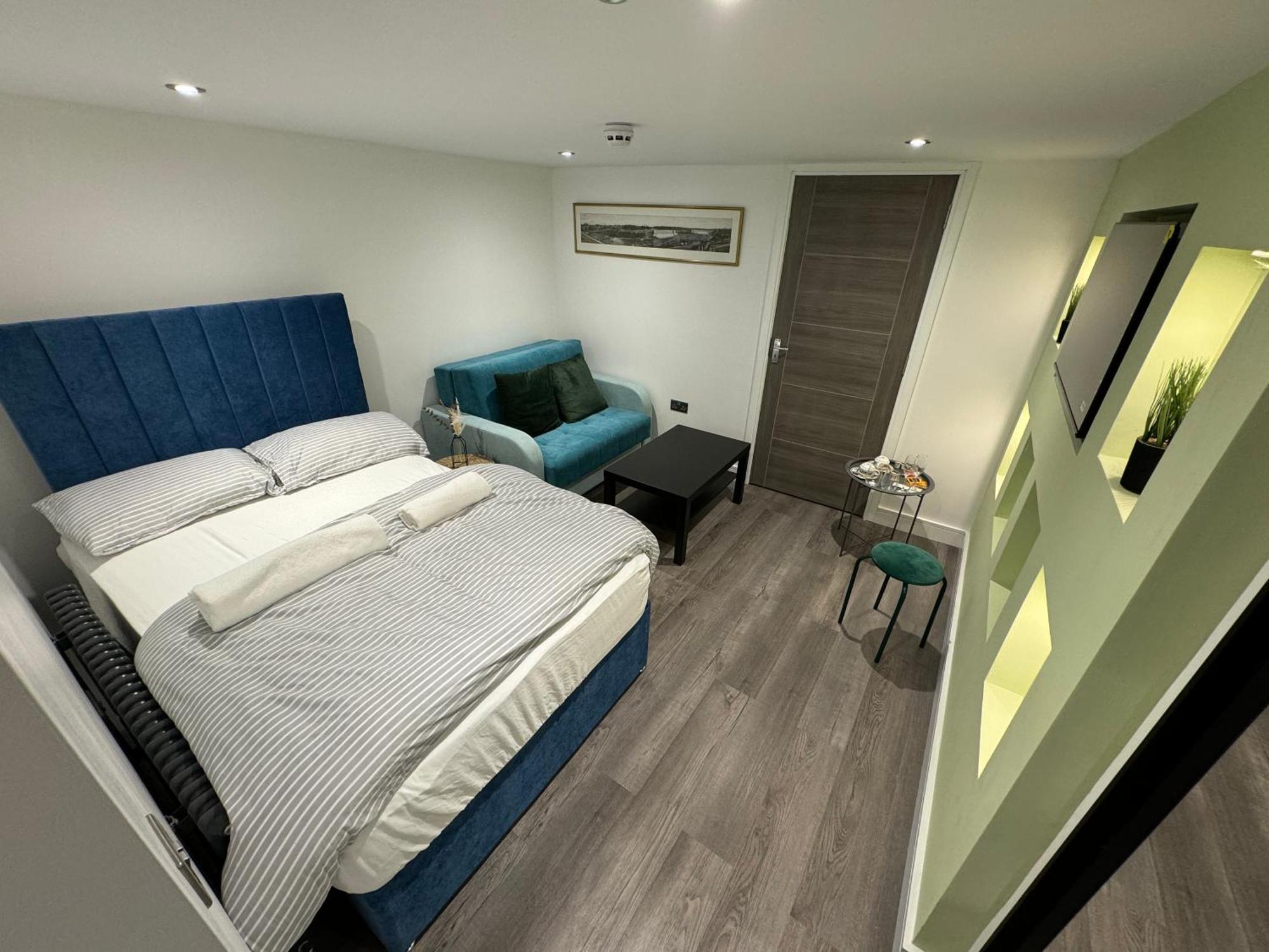 Southgate Luxury Apartment Elland