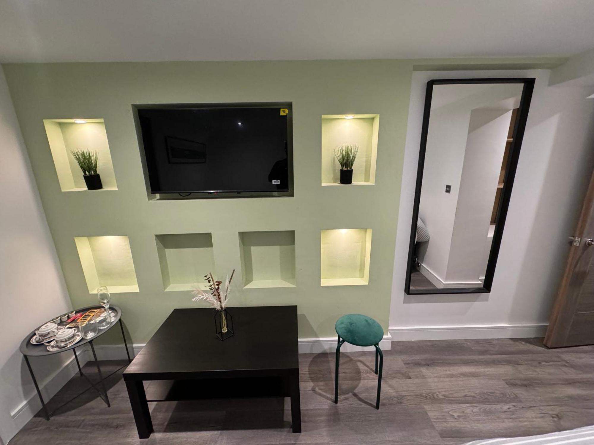 Southgate Luxury *