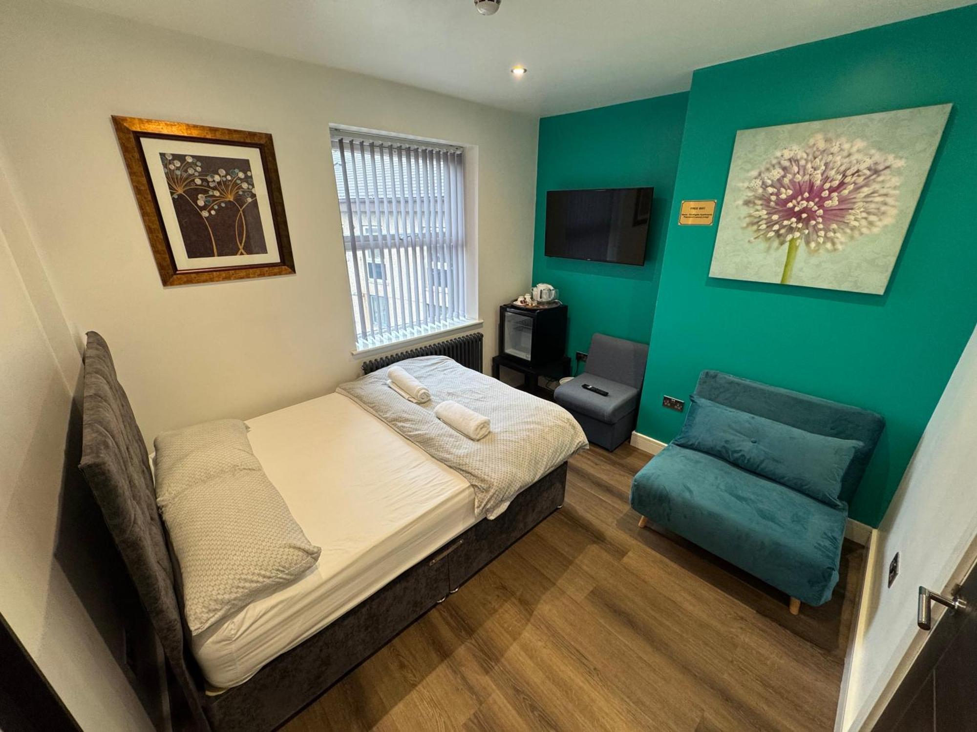 Southgate Luxury Apartment Elland