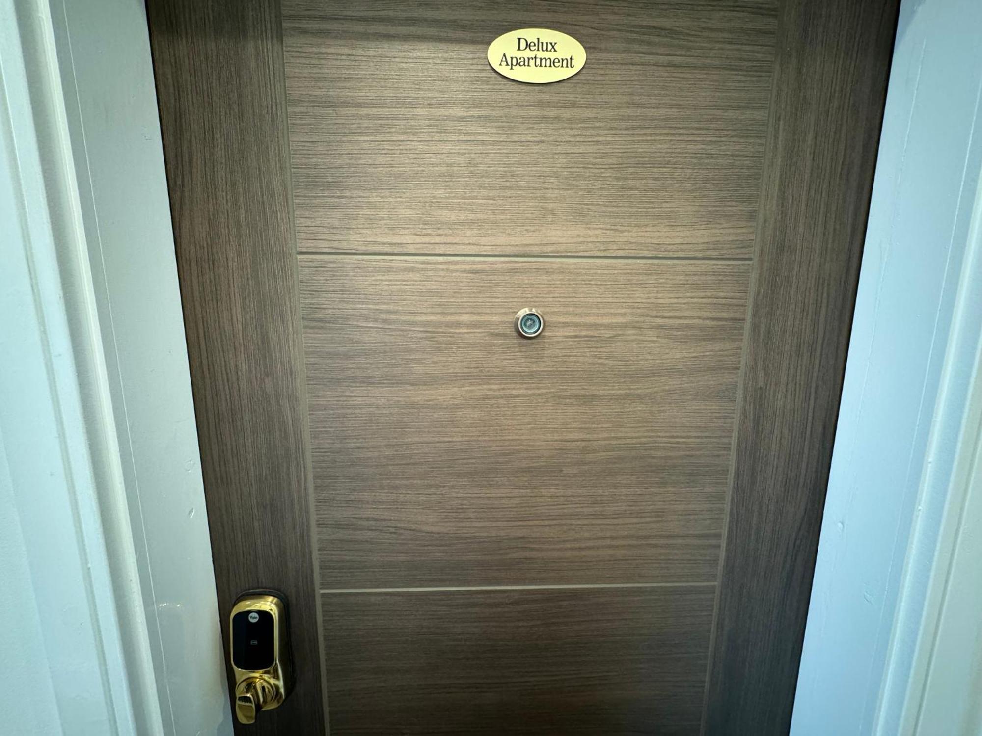 Southgate Luxury * Elland